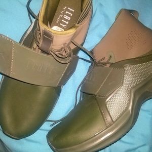 Green puma fenty shoes